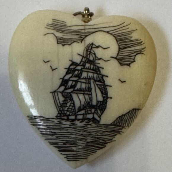 Vintage Heart Shaped Hand Crafted Whaling Ship Scrimshaw Pendant Signed - Picture 1 of 7